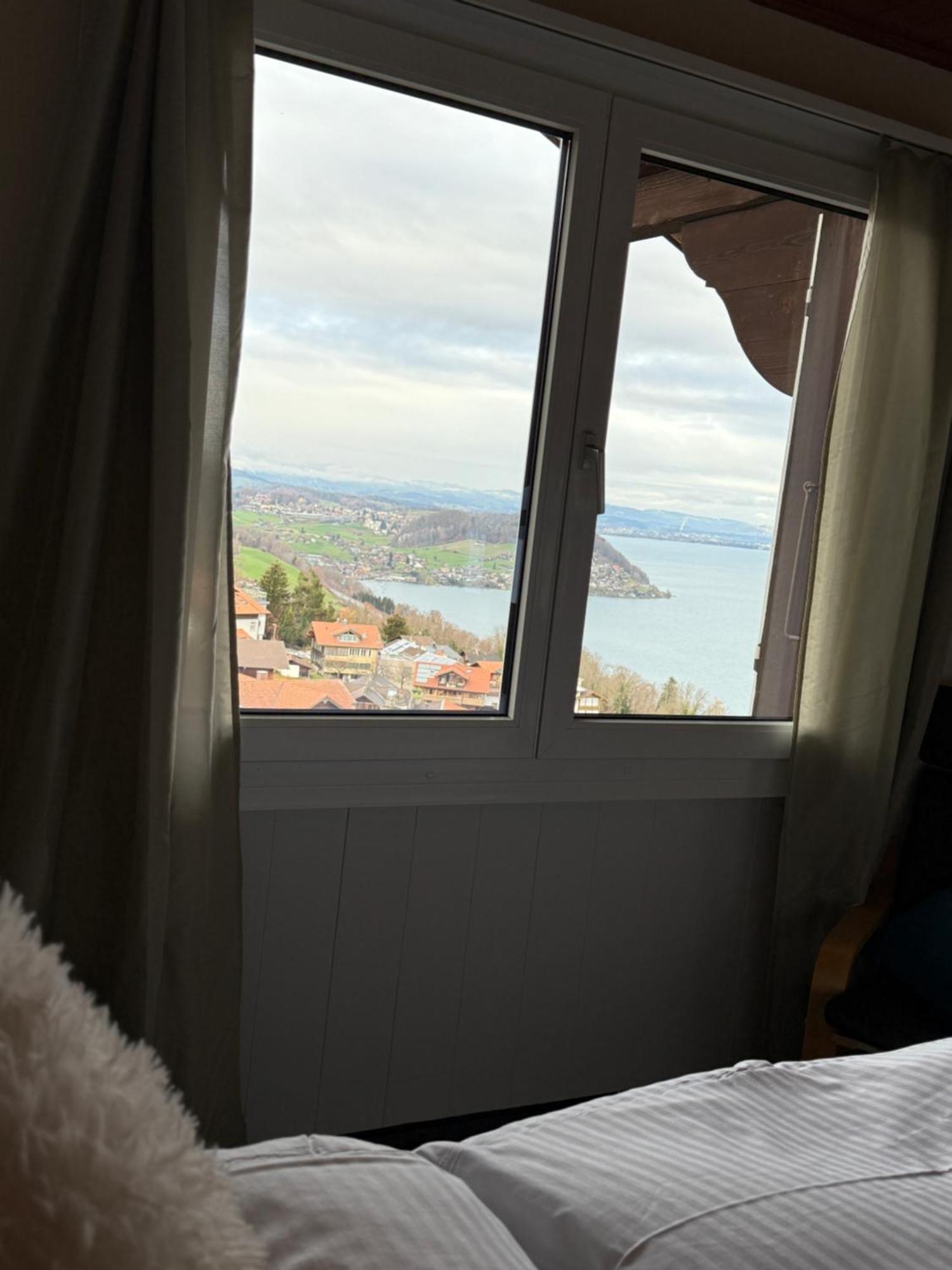 Eva'S Seeblick Krattigen Quarto foto
